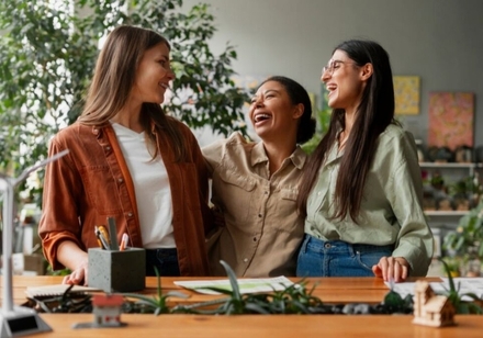 Fábrica de Inclusão Produtiva realiza evento especial voltado a mulheres empreendedoras de Cubatão