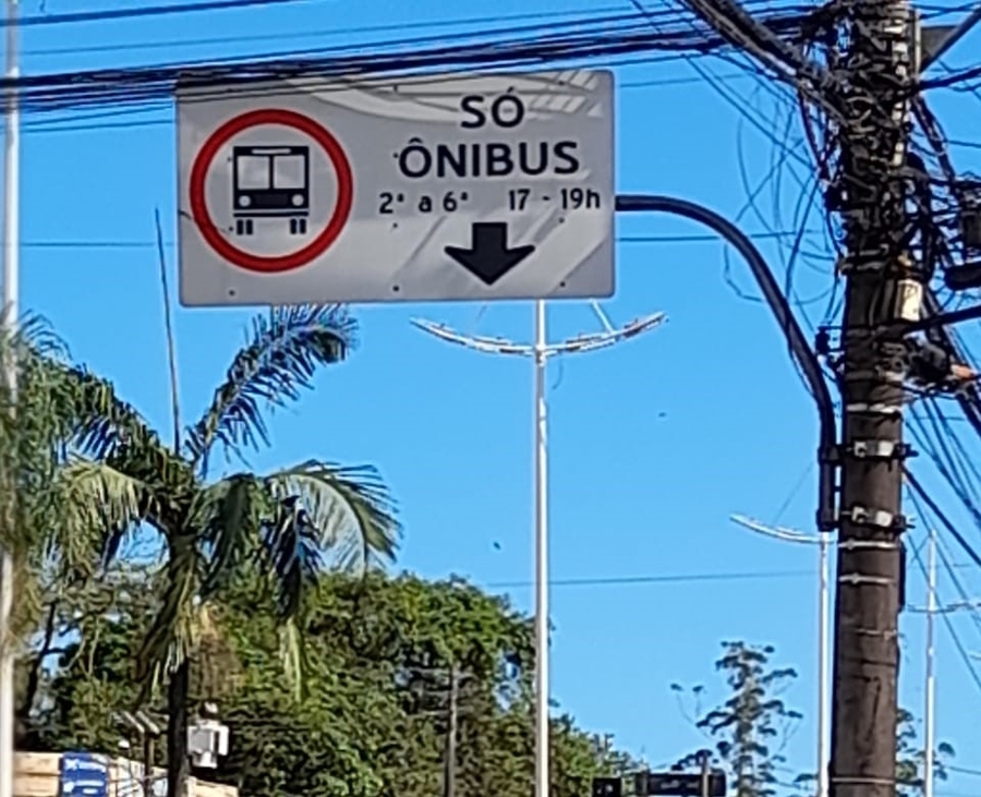 Após reunião com a ACIC, CMT suspende corredor de ônibus da Avenida 9 de abril por 30 dias