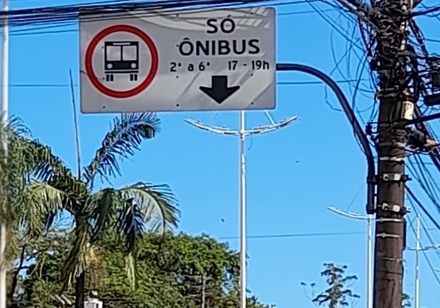 Após reunião com a ACIC, CMT suspende corredor de ônibus da Avenida 9 de abril por 30 dias